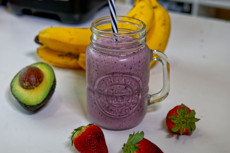 Creamy Berry Banana Smoothie