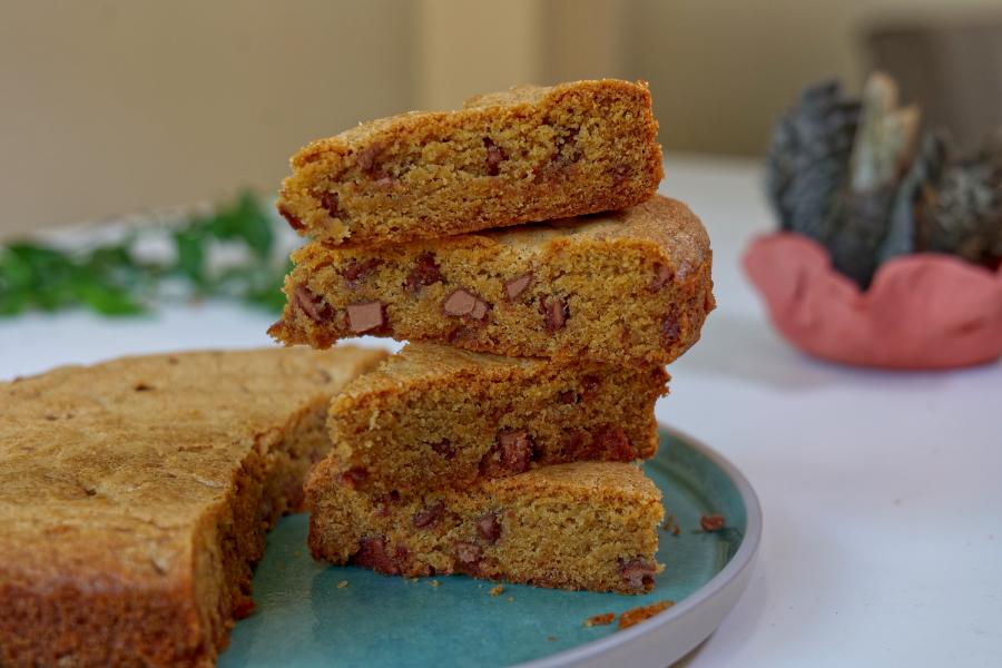 Classic Chocolate Chip Cookie Cake