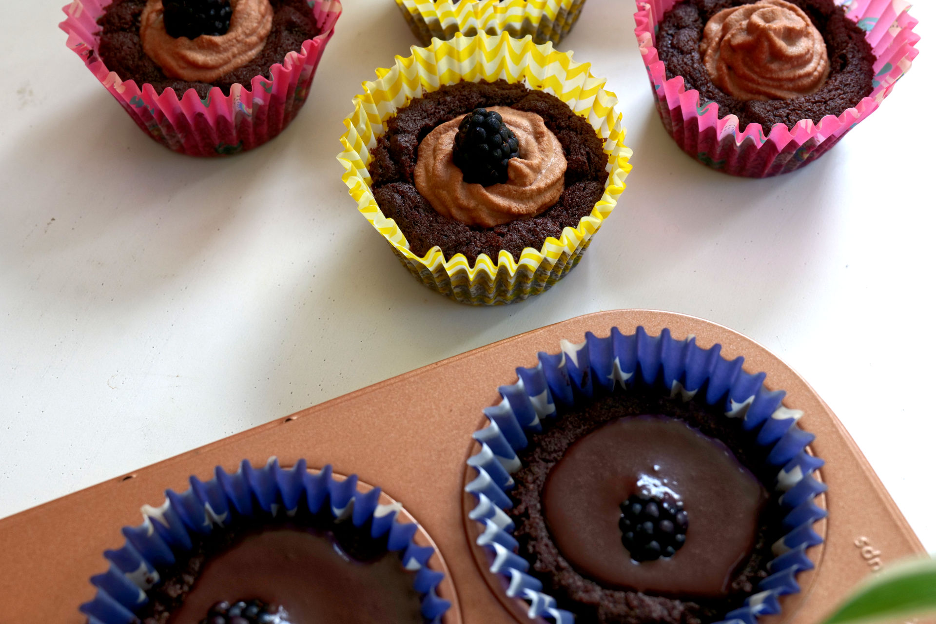 Chocolate Mousse Cookie Cups