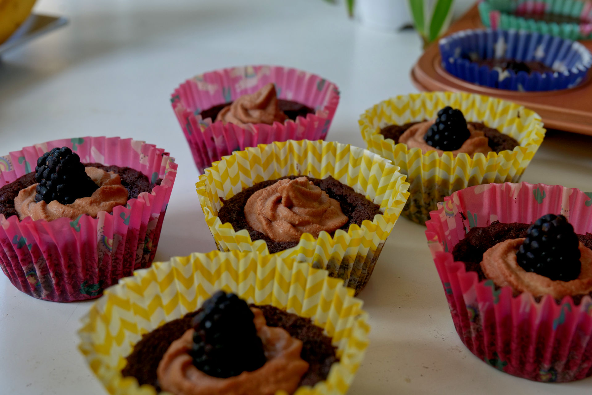 Chocolate Mousse Cookie Cups