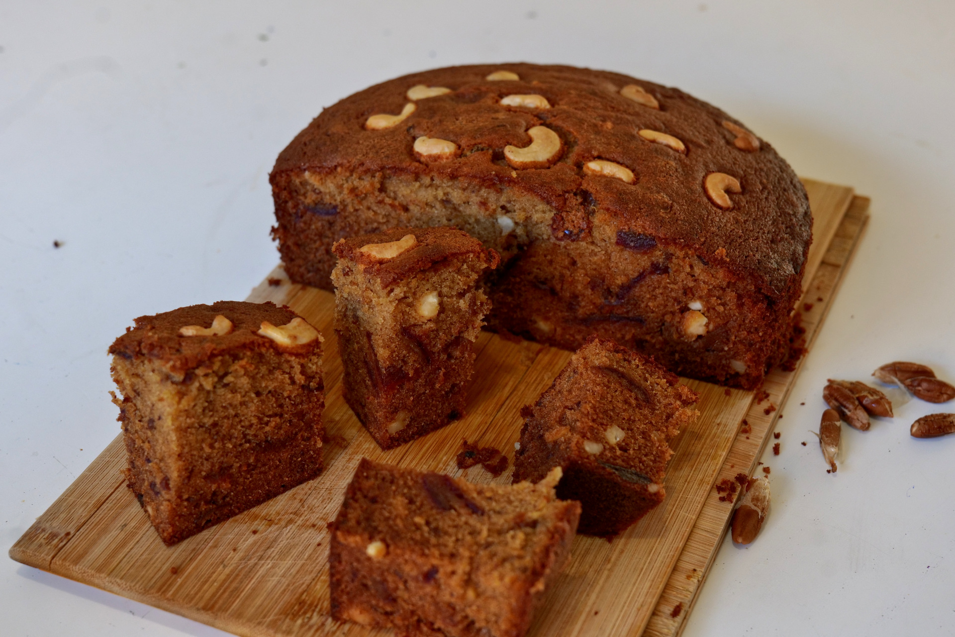 Ultra-Moist Date Cake