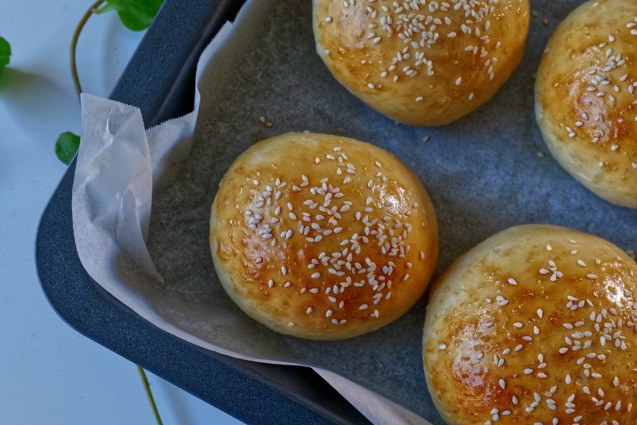 Easy Homemade Burger Buns