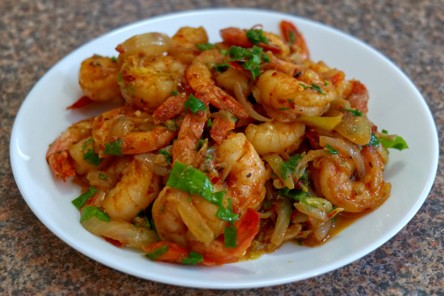Fragrant & Quick Prawn Stir-Fry