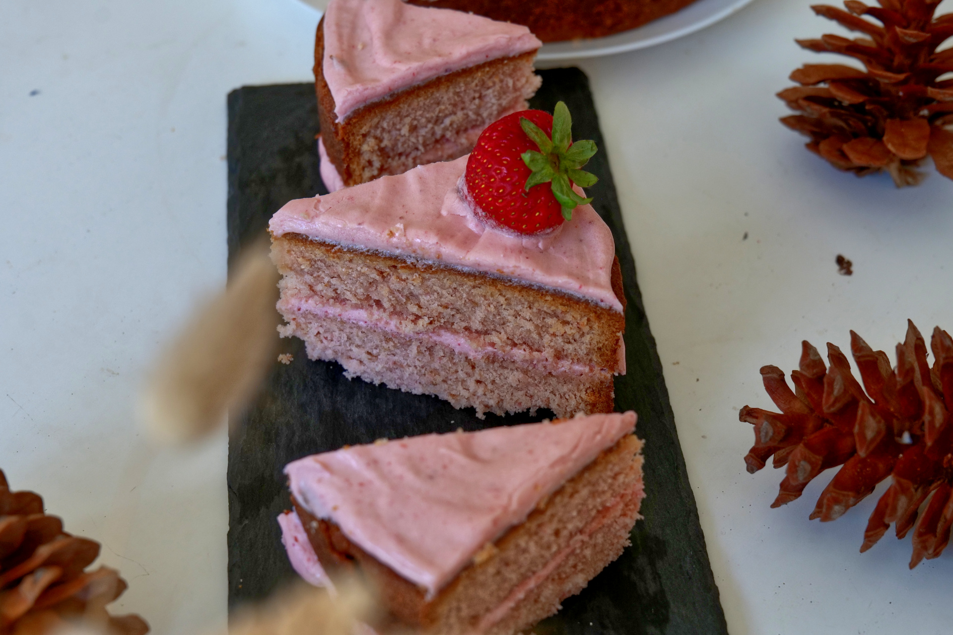 Easy Homemade Strawberry Cake