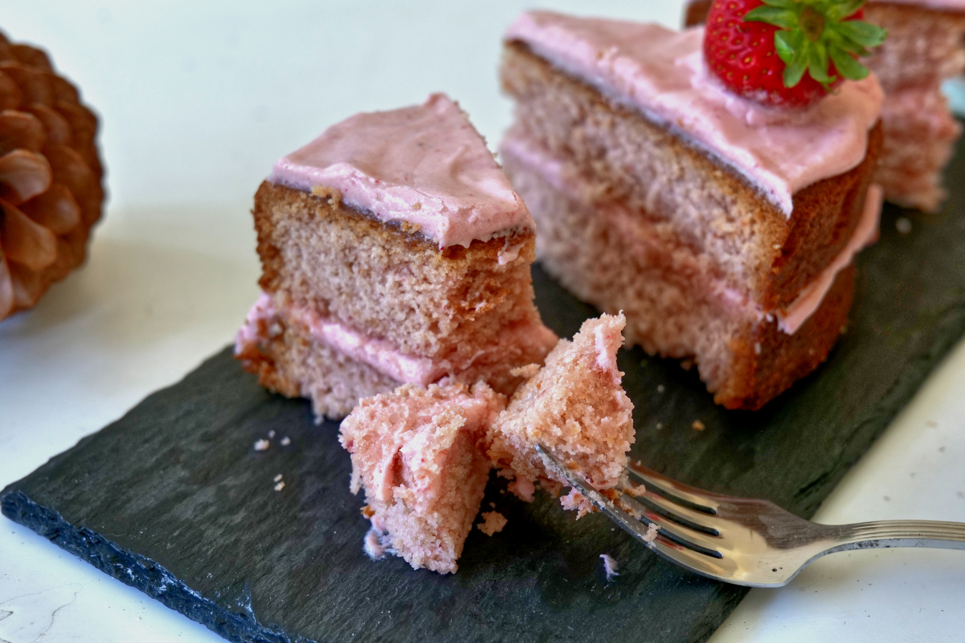 Easy Homemade Strawberry Cake