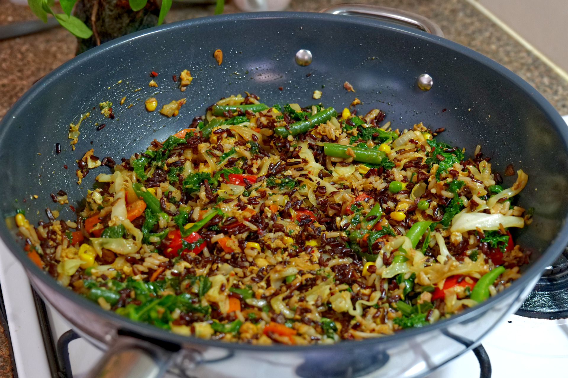 Cozy & Nutrient-Dense Tuna and Veggie Mixed Rice