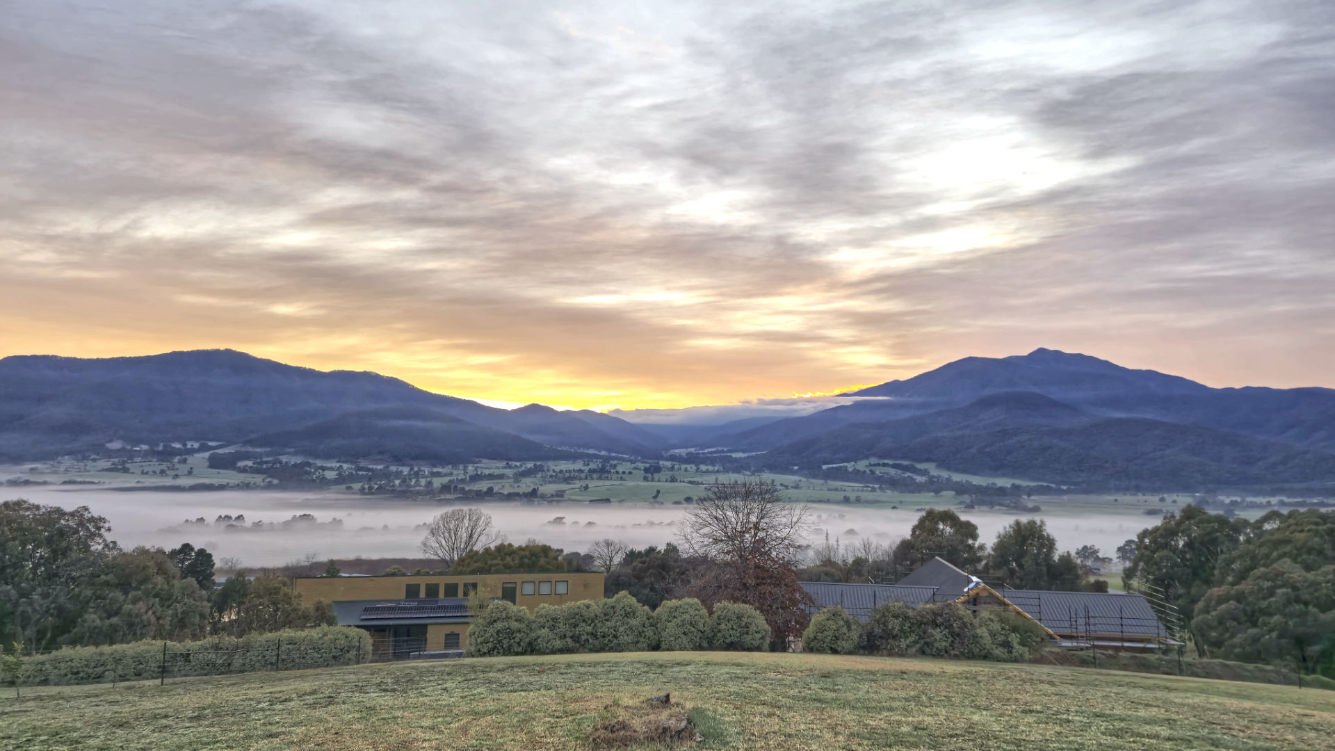 Morning at Mount Beauty