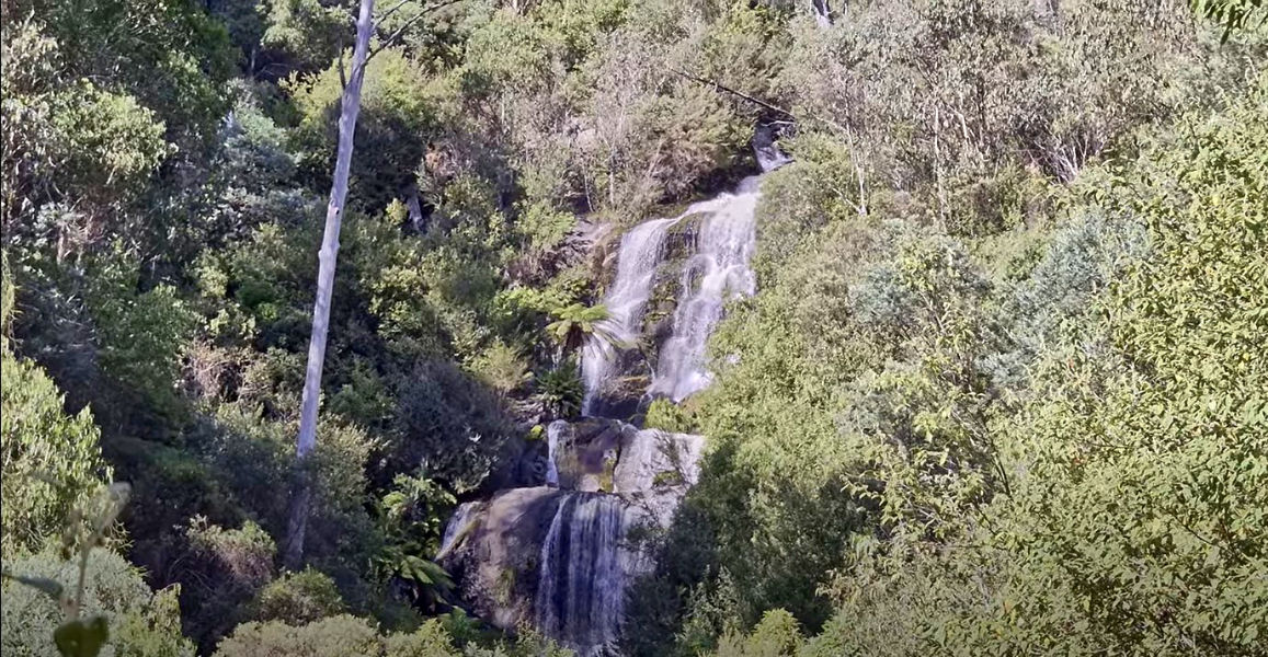 Exploring Fainter Falls, Victoria