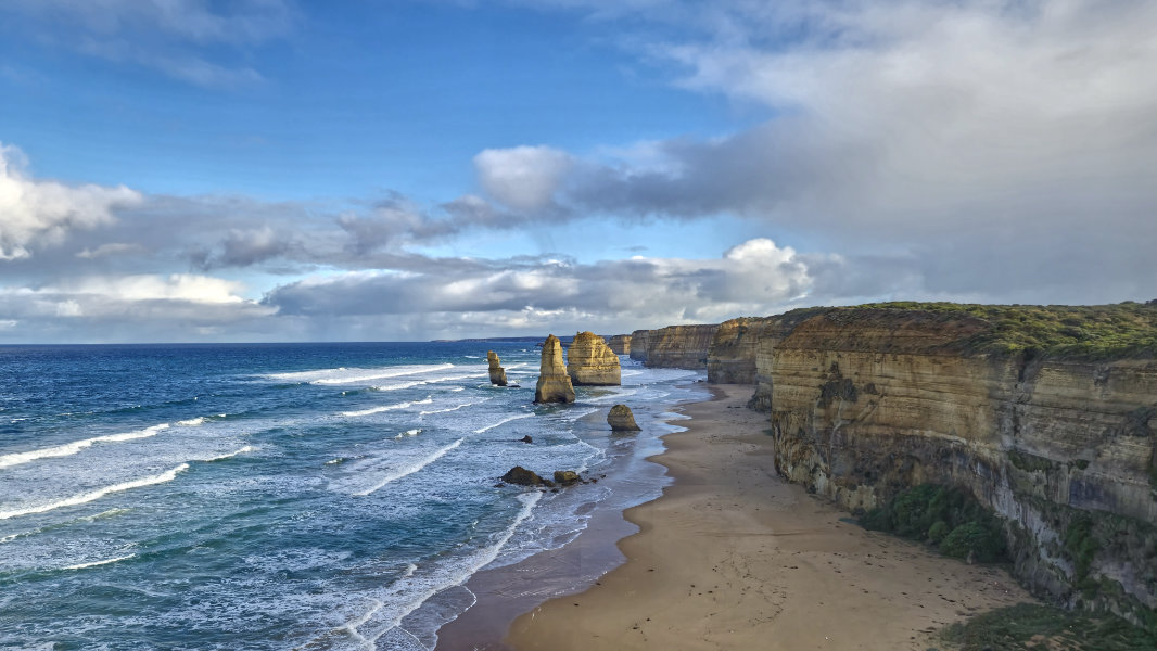 The Great Ocean Road Unveiled: A 2-Day Itinerary Through Coastal Wonders